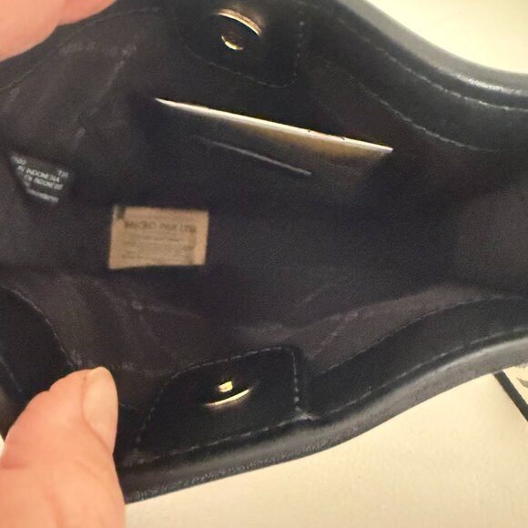 NWT MICHAEL KORS LUISA SMALL NS PHONE CROSSBODY BAG BLACK LEATHER $198 PURSE - Picture 6 of 6